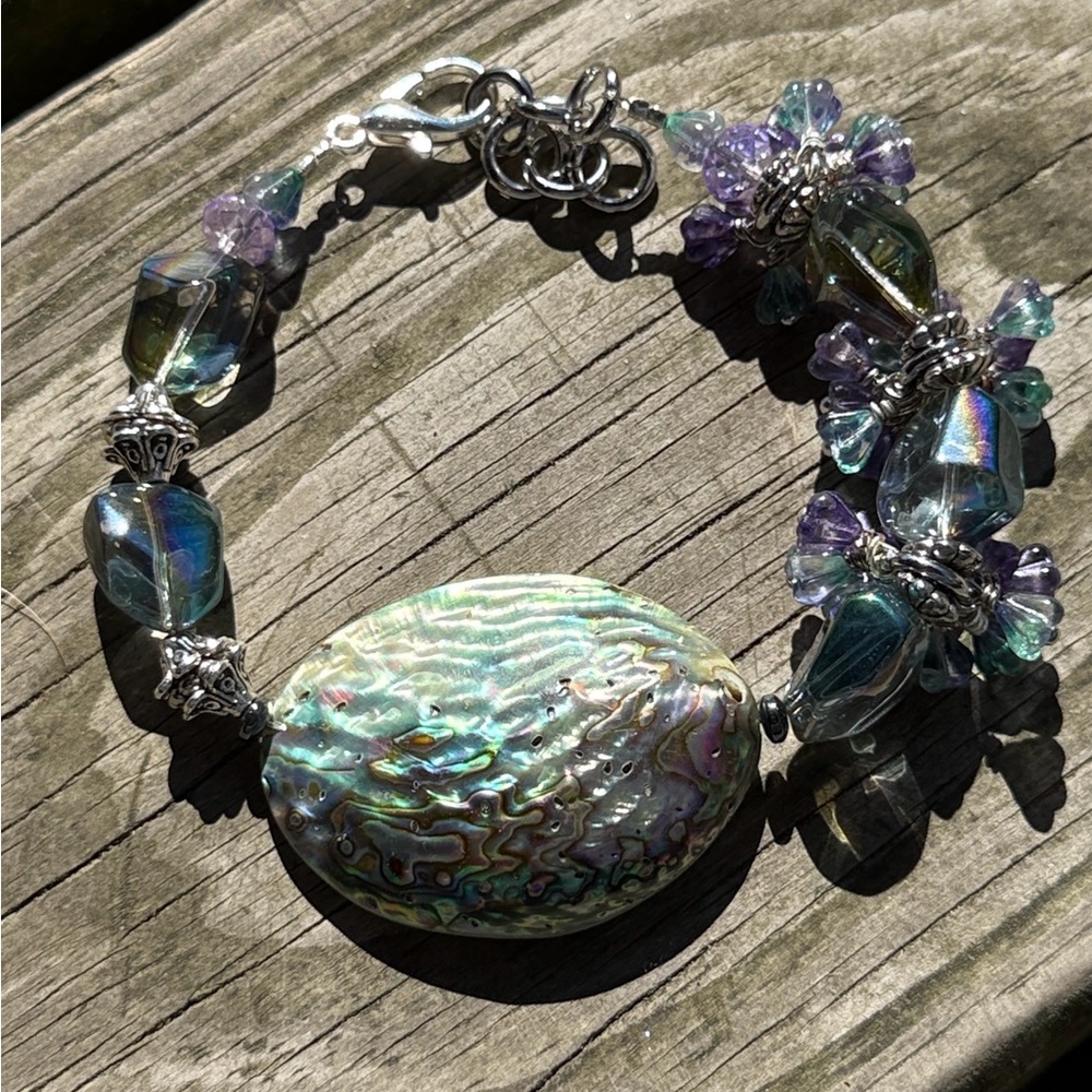 Iridescent Abalone Shell Bracelet with glass flower Accents - Picture 5 of 7